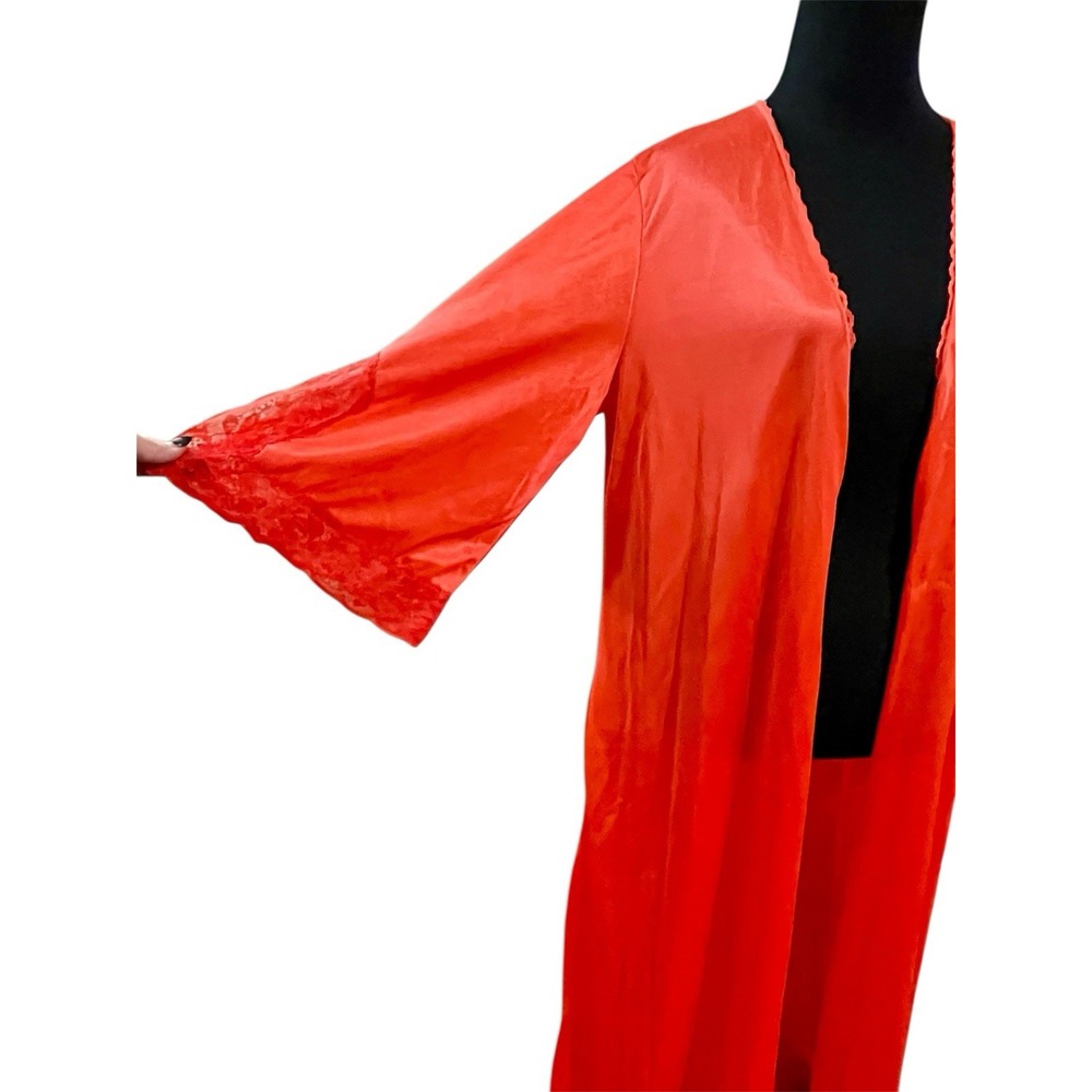 Pandora Red robe L Scallop Lace Hem Semi Sheer Holiday Love Elegant Luxury Vtg